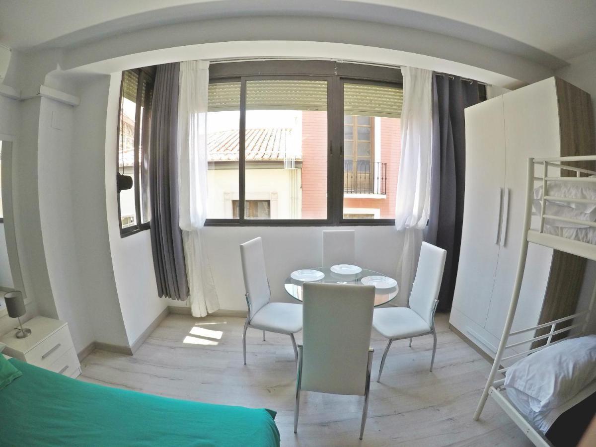 Mesonhomes Center - & Work Apartment *